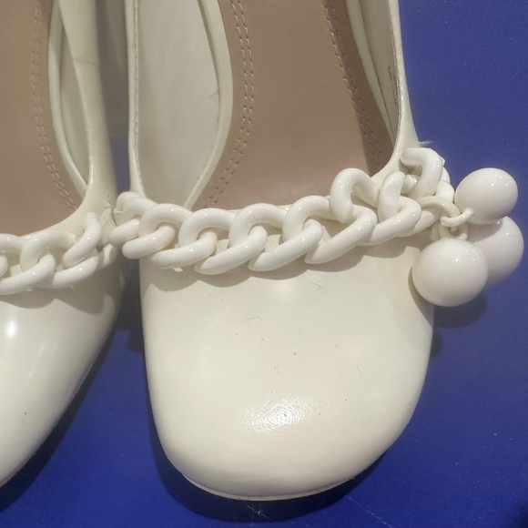 NWOT TORY BURCH HEELS - Picture 6 of 6